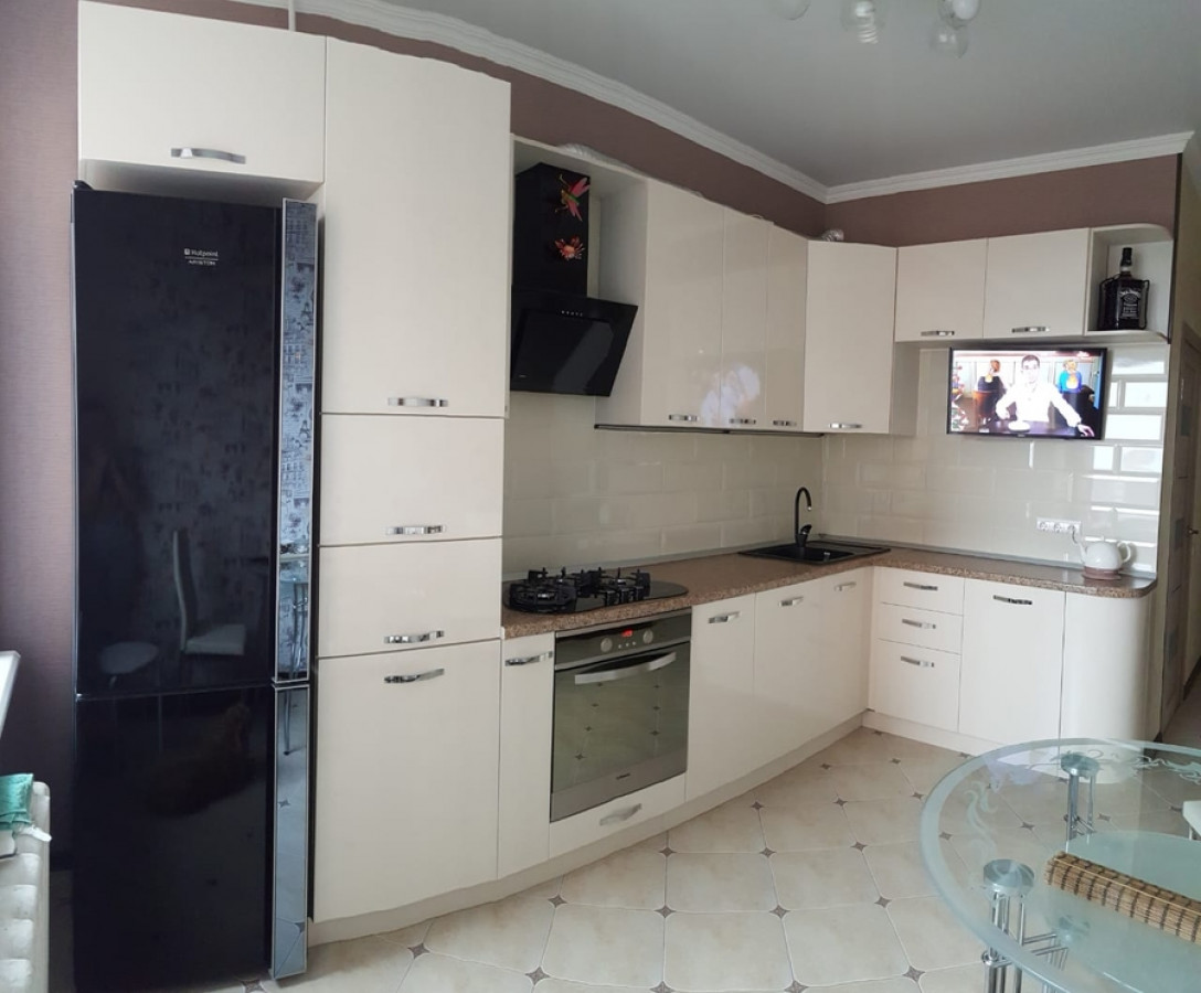 Кухни Яромира на заказ в Бахчисарае фотография